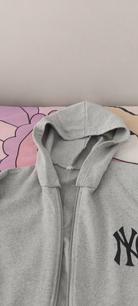 Gri Kapüşonlu Fermuarlı Kadın Sweatshirt - Görsel 3