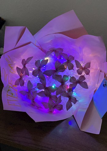  Led Işıklı Pembe Kelebek Buketi
