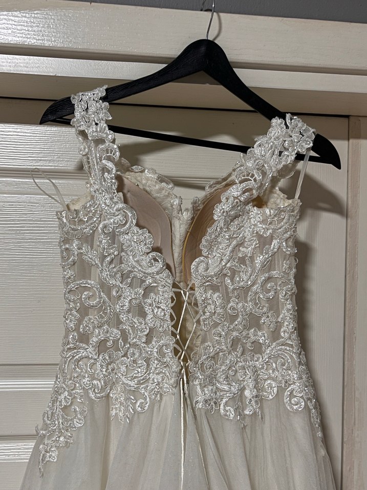 Dantel Detaylı Uzun Beyaz A Kesim Gelinlik - Görsel 4