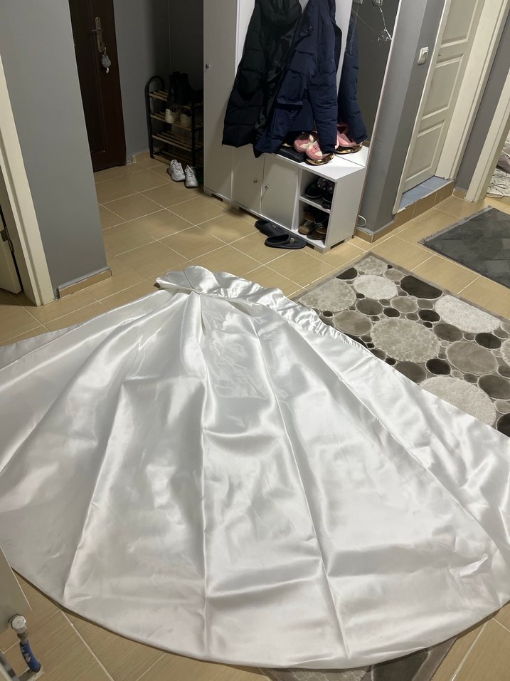 Beyaz Parlak Straplez A Kesim Gelinlik - Görsel 4