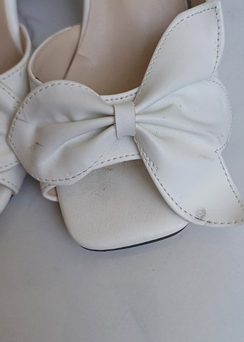 Beyaz Fiyonklu Stiletto Kadın Abiye Ayakkabı - Görsel 2