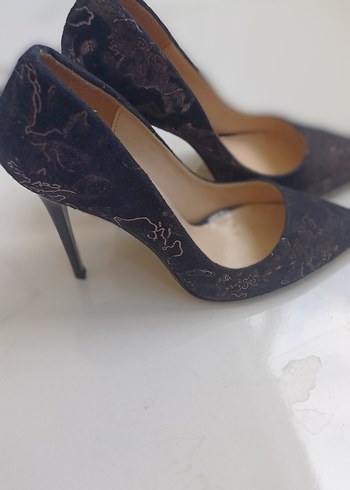 Siyah Yılan Desenli Süet Stiletto Topuklu - Görsel 2