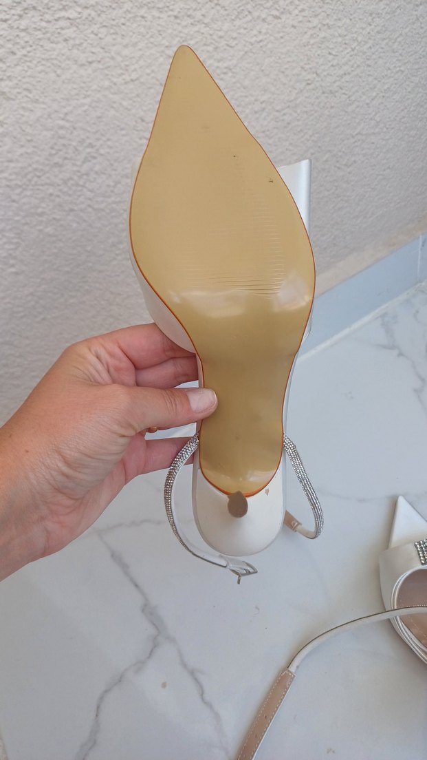 Beyaz Saten Stiletto Topuklu Kadın Gelin Ayakkabısi - Görsel 4