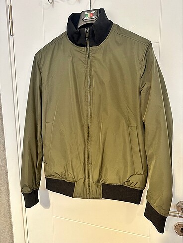Zara içi kürklü mont