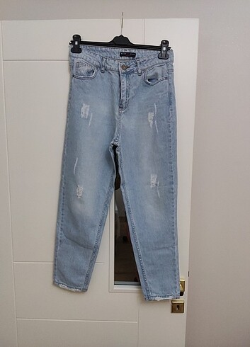 Mom jeans