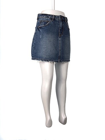 Stradivarius Stradivarius Mini Etek %70 İndirimli.