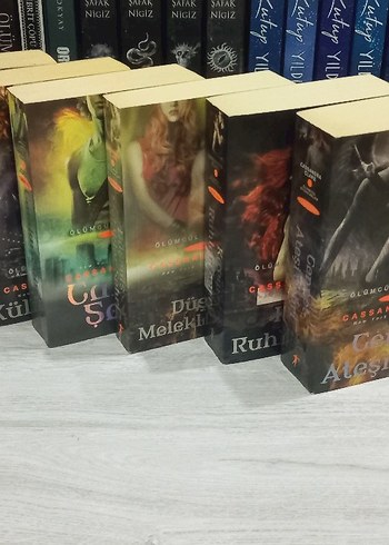 ölümcül oyuncaklar serisi cassandra clare