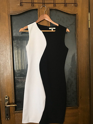 s Beden Siyah beyaz elbise