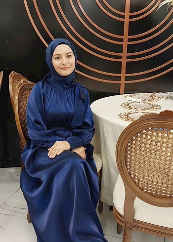 Diğer Uzun Kollu Koyu Mavi Bağcıklı Elbise
