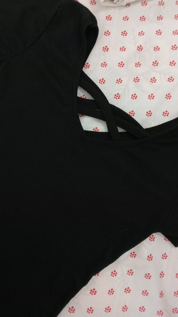 Siyah V Yaka Kısa Kollu Hamile Tişört - Görsel 2