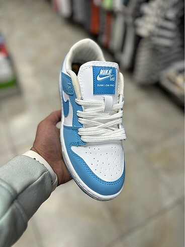 Nike KADIN SPOR AYAKKABI