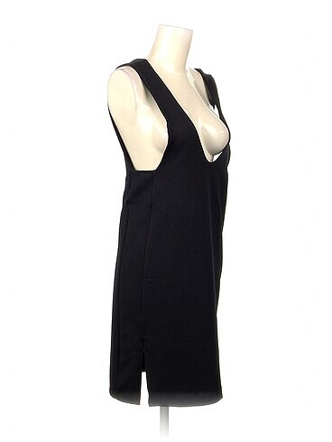 H&M H&M Kısa Elbise %70 İndirimli.