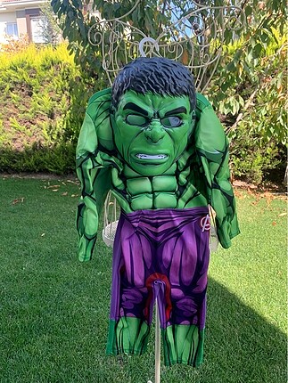 Hulk maskeli kostüm