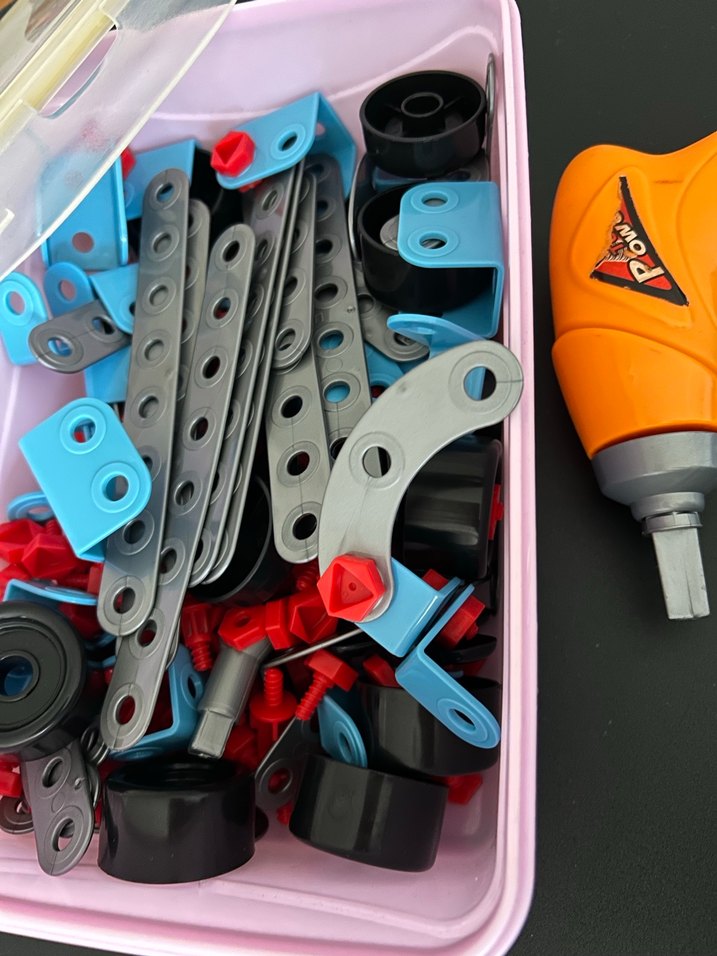 Renkli Montaj Seti ve Oyuncak Matkap - Görsel 2