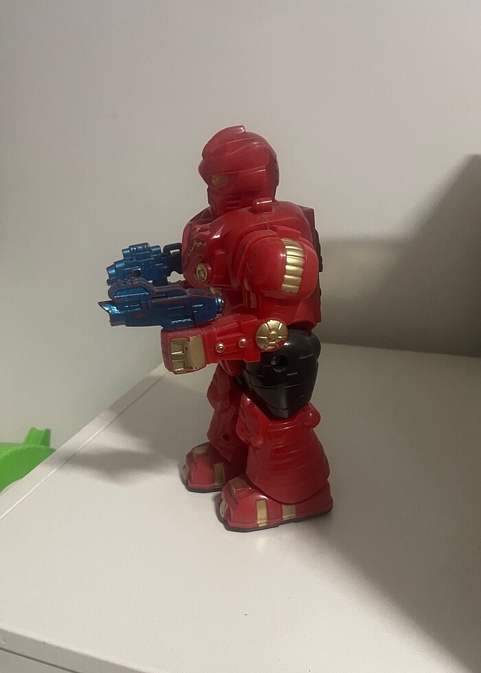 Oyjncak robot - Görsel 2
