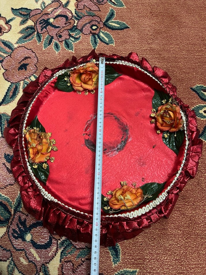 Gül Desenli Kırmızı Saten Yuvarlak Kına Tepsisi - Görsel 3