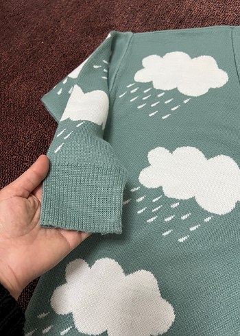 Bulut Desenli Rahat Örgü Hırka - Görsel 3