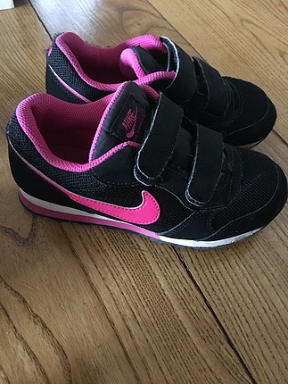 Adidas Adidas cocuk spor ayakkabısı bedeni 29,5 dur