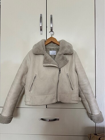 Stradivarius mont
