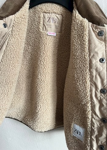 Bej Düğmeli Erkek Çocuk Mont - Görsel 3