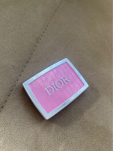 Dior Allık
