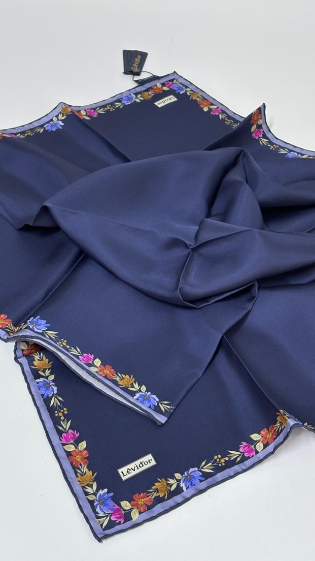 Siyah Kadın twill İpek Eşarp - Levidor - Görsel 3