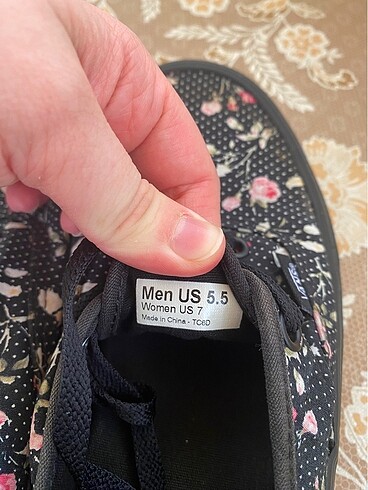 37 Beden siyah Renk Temiz vans