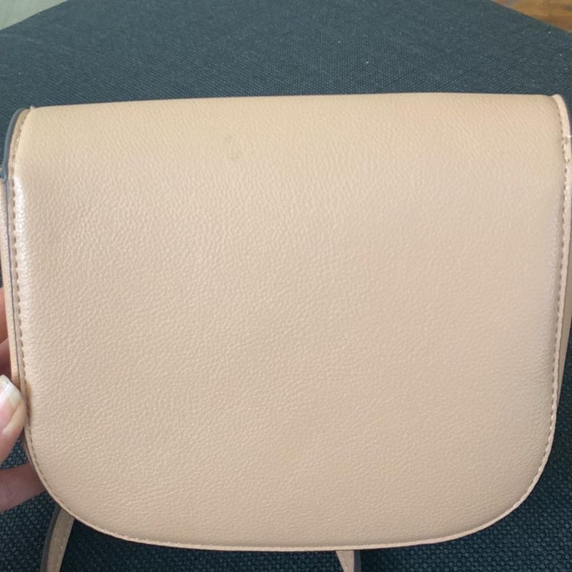 Zincir Detaylı Bej Deri Kadın Çanta - Görsel 3