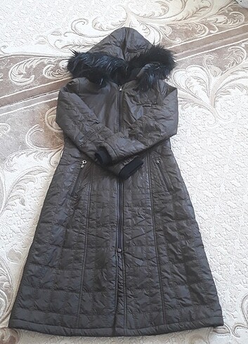 Kahverengi Şişme Mont