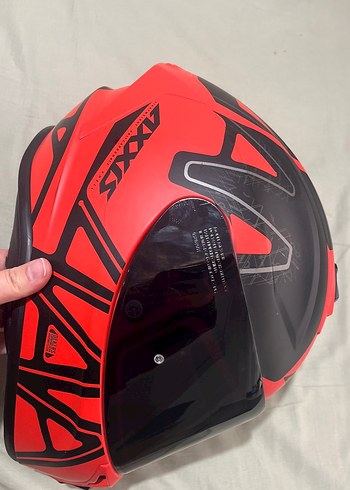 Kilitli Kırmızı Rock Punk Motosiklet Kaskı - Görsel 2