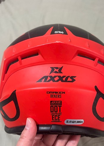 Kilitli Kırmızı Rock Punk Motosiklet Kaskı - Görsel 4