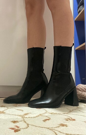 nine west bot
