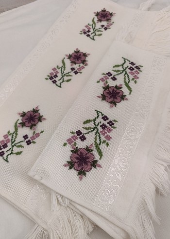 Çiçek Desenli El İşi Örtü Seti - Görsel 4