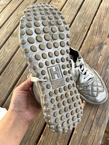 39 Beden Hotiç sneaker