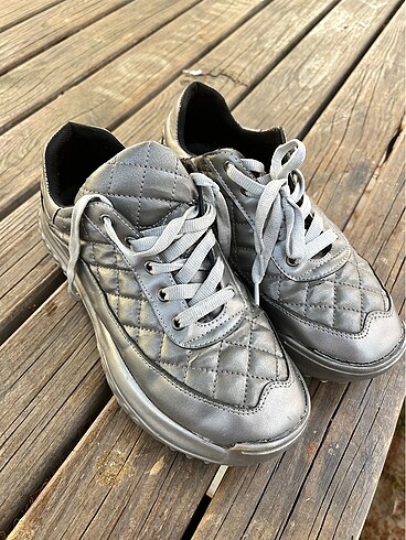 Hotiç sneaker