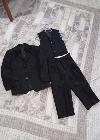 Düğmeli Siyah Erkek Takım Elbise 5 6 cocuk için - Görsel 2