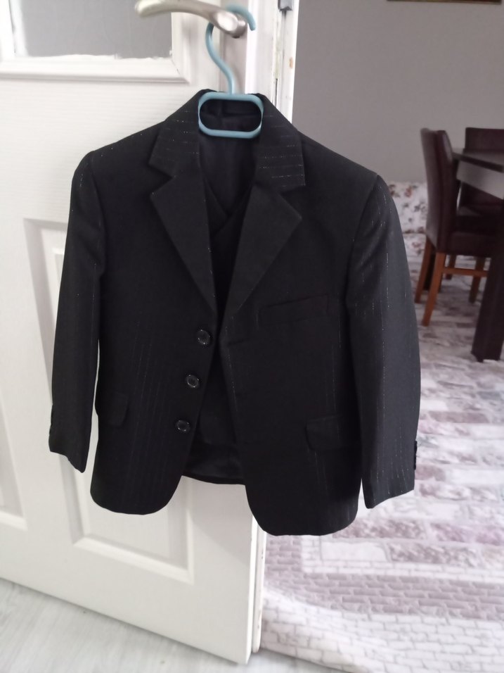 Düğmeli Siyah Erkek Takım Elbise 5 6 cocuk için - Görsel 4