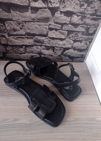 Siyah Tokalı Kadın Sandalet - Görsel 8