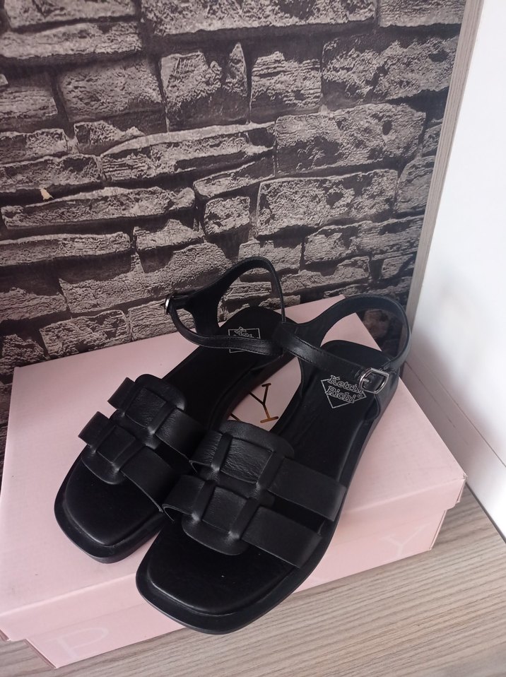 Siyah Tokalı Kadın Sandalet - Görsel 5