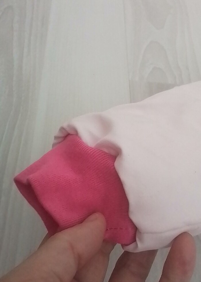 Kız bebek kozmonot - Görsel 3