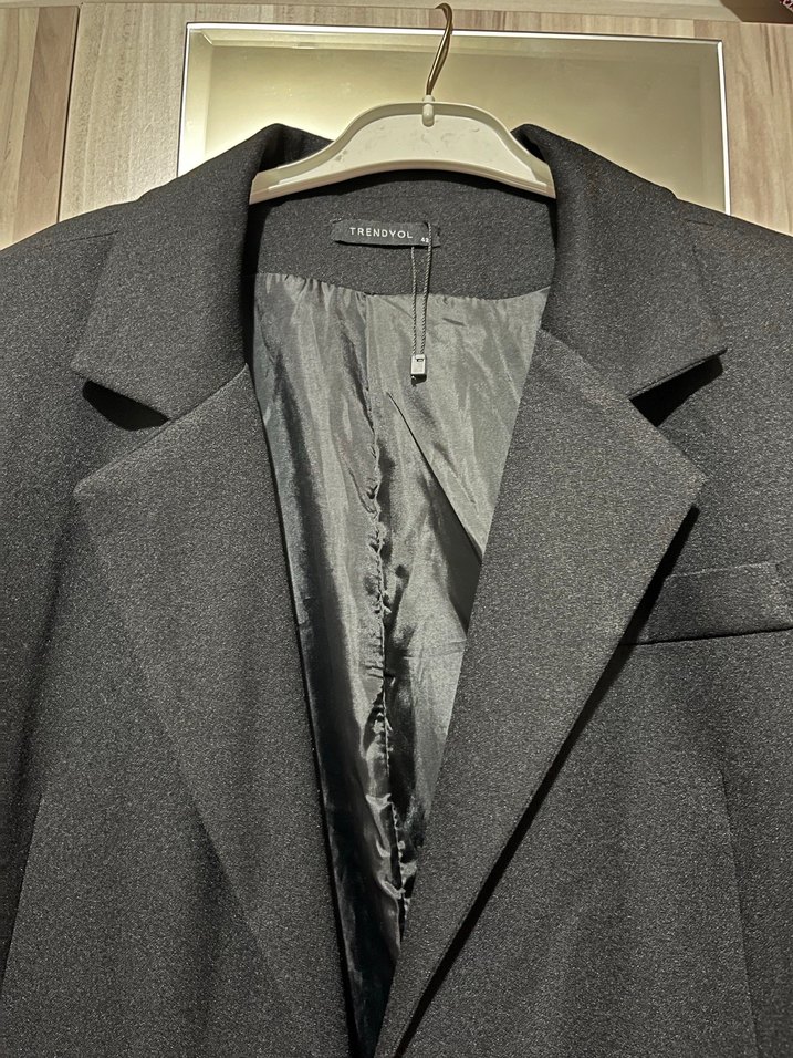 Düğmeli Siyah Kadın Midi Ceket - Görsel 2