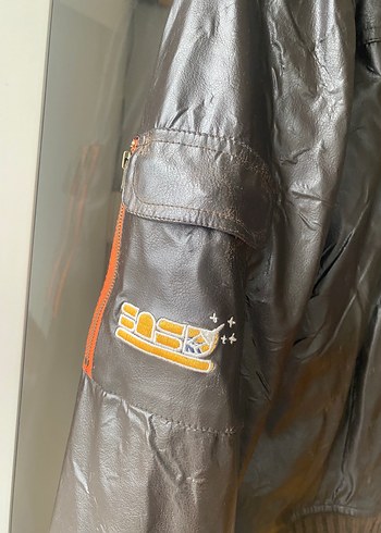 Zara erkek çocuk deri içi polar armalı mont - Görsel 5