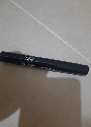 Golden Rose Essential Siyah Maskara - Görsel 3