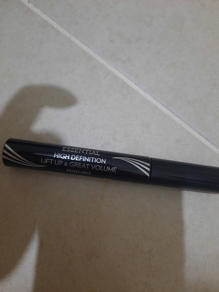 Golden Rose Essential Siyah Maskara - Görsel 2