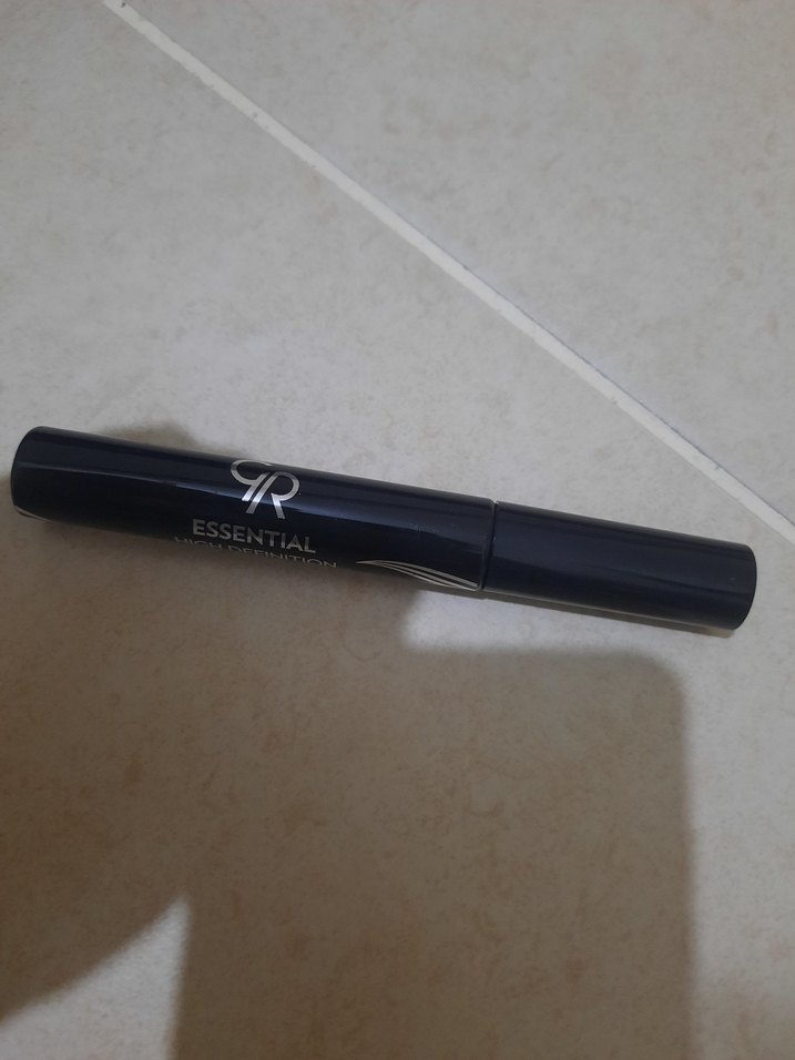 Golden Rose Essential Siyah Maskara - Görsel 3