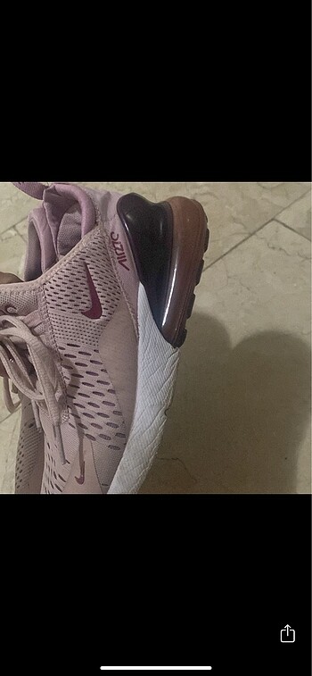 Nike Nike 270