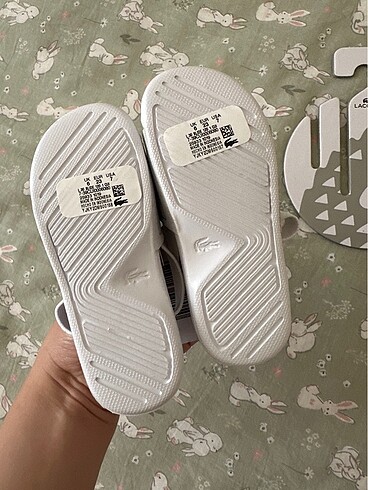 23 Beden Lacoste cocuk sandalet