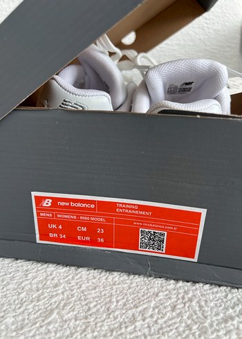 New Balance New Balance Beyaz Bağcıklı Spor Ayakkabı