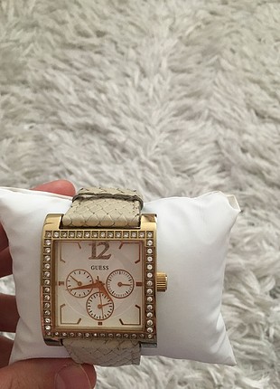 Guess saat 