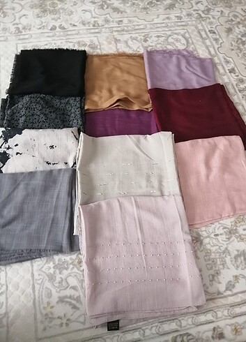 Beden çeşitli Renk 11 adet hiç kullanılmamış pamuklu eşarp